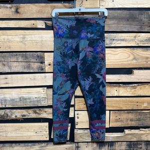 Evolution And Creation‎ Floral Hi Rise Leggings Medium